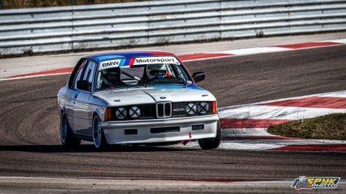 IMG_9054-scaled-1-500x281 Sorties Circuits en Voitures Anciennes